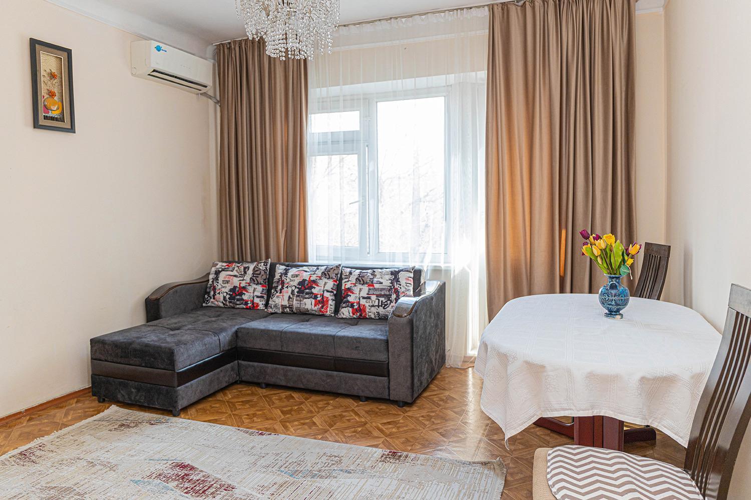 Reliablehouse Квартира В Самом Центре Города Lejlighed Almaty Eksteriør billede